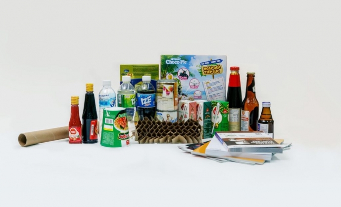 KEO DÁN TEM NHÃN LÊN VỎ CHAI, LỌ THUỐC – GIẢI PHÁP BÁM DÍNH BỀN CHẮC CHO NGÀNH BAO BÌ